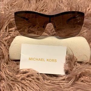 GORG MK SUNGLASSES NEVER WORN
